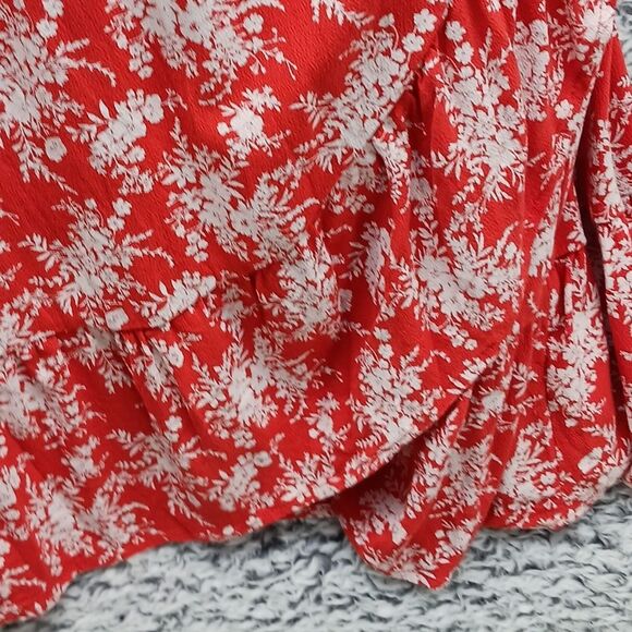 American Eagle Red Floral Wrap Dress Mini- Midi. 3/4 Sleeve. Woman's Large...... - Picture 9 of 10